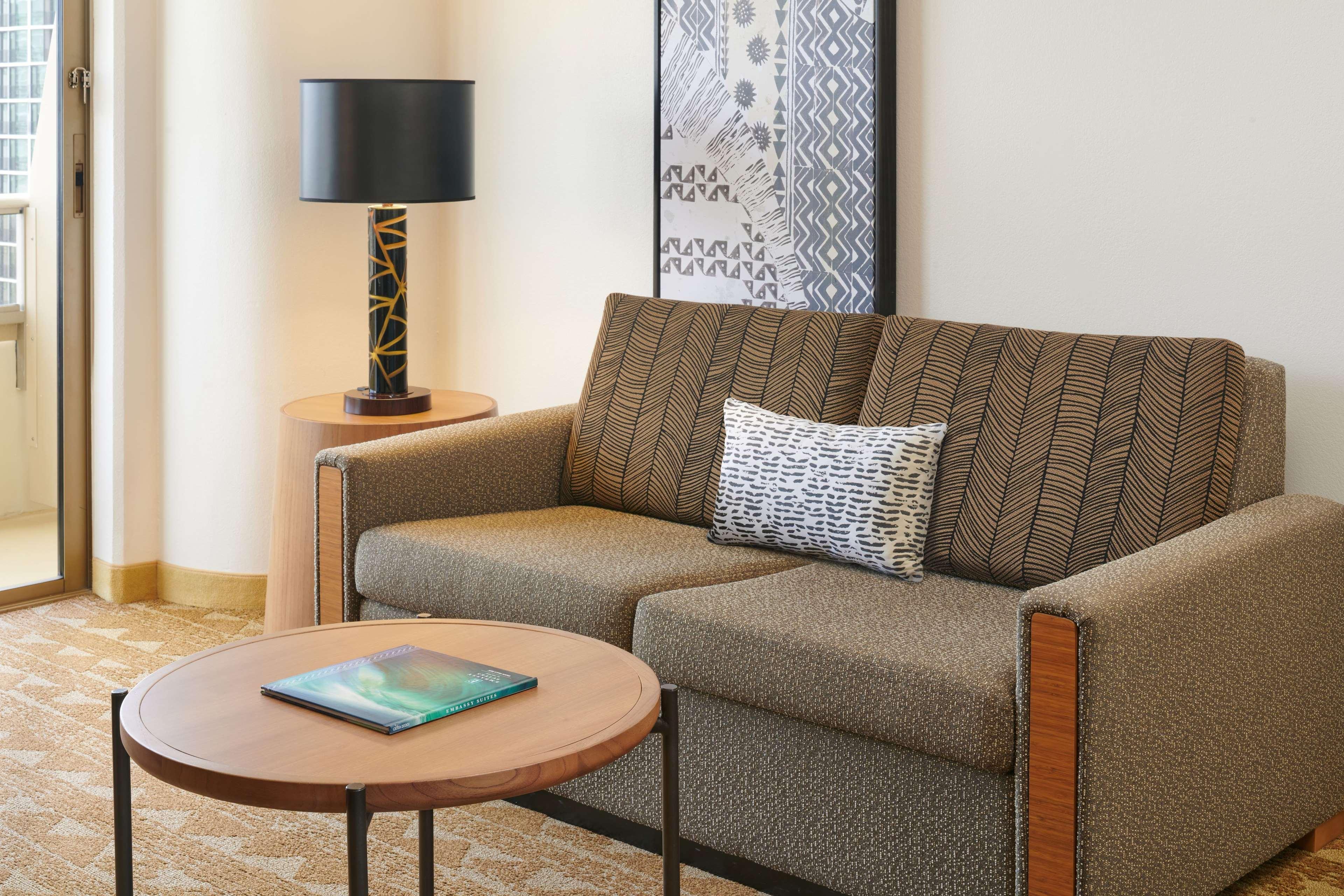 Embassy Suites By Hilton Waikiki Beach Walk Χονολουλού Εξωτερικό φωτογραφία