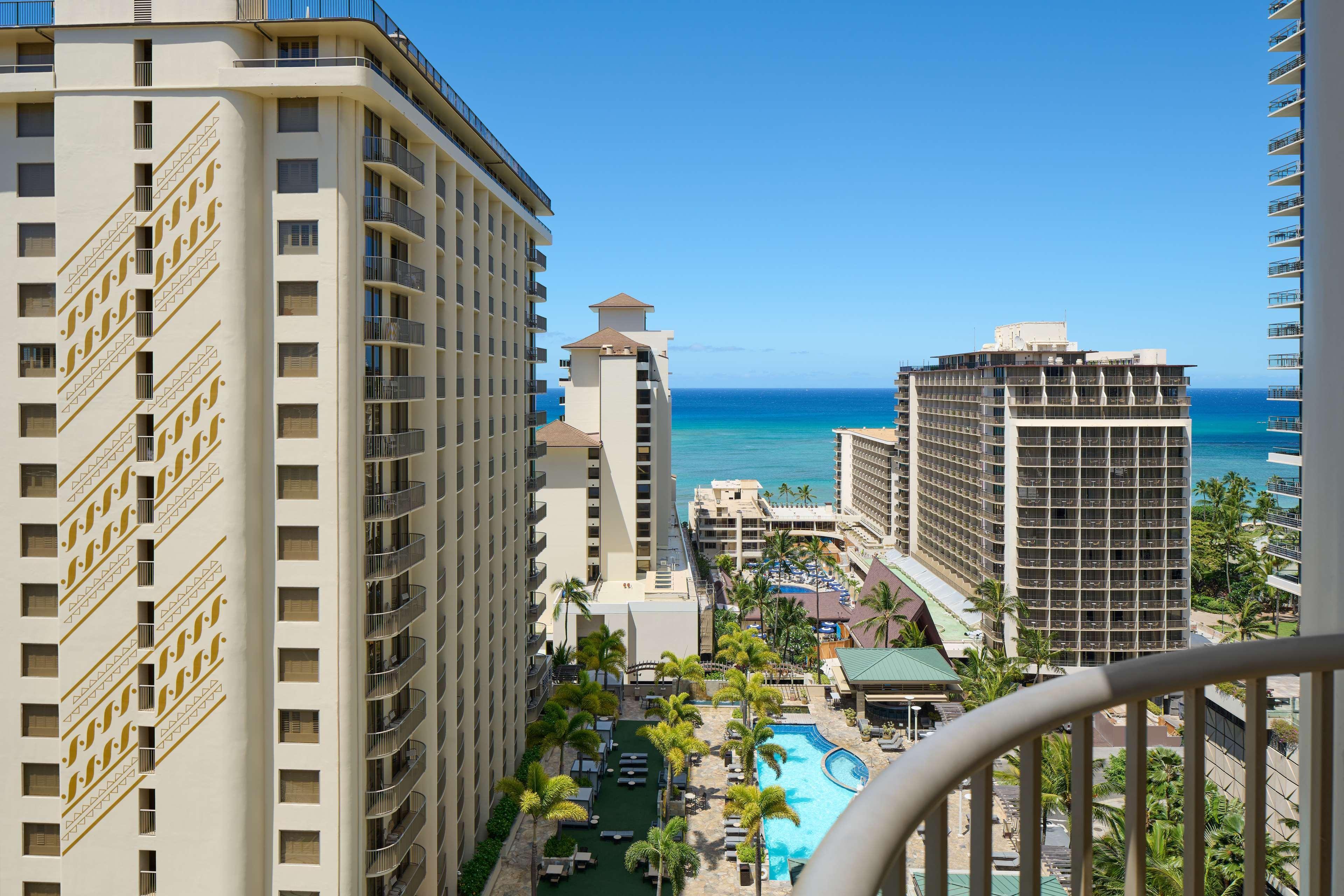 Embassy Suites By Hilton Waikiki Beach Walk Χονολουλού Εξωτερικό φωτογραφία
